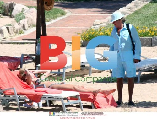 Rod Stewart and Family in Italy