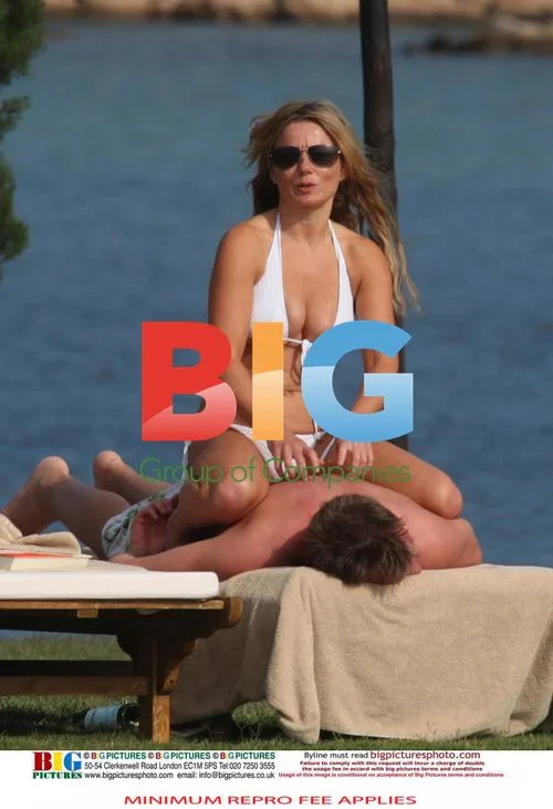 Geri Halliwell and boyfriend in Italy