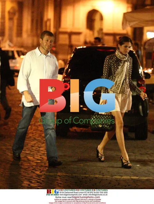 Roman Abramovich and Daria Zhukova dine in Rome