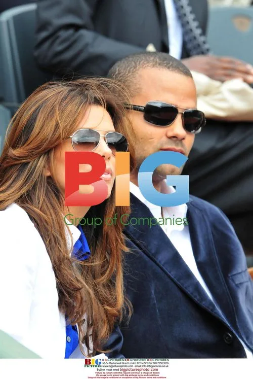 Eva Longoria and others at Roland Garros 2009