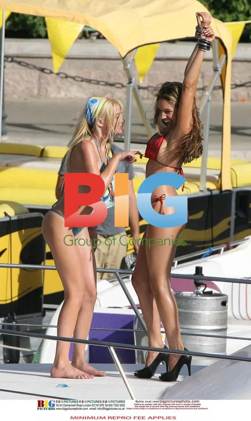 Kelly Brook and Riley Steele on 'Pirhana 3-D' set