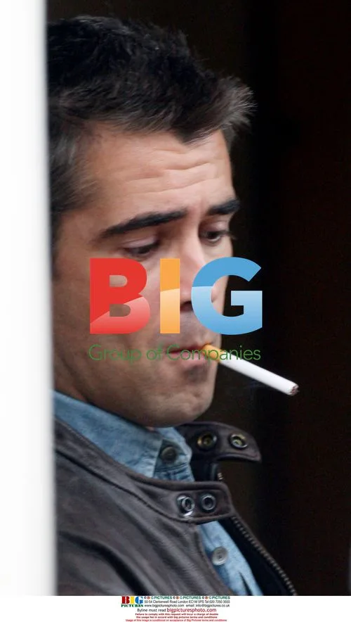 Colin Farrell takes a smoke break on London set