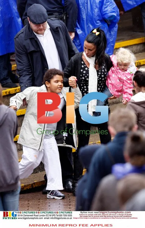 Katie Price & Kids at Chessington