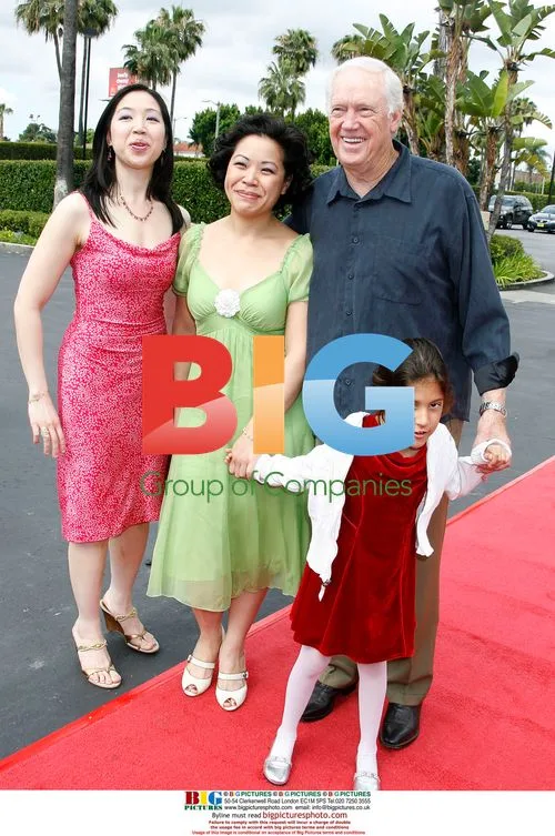 Ronny Cox and family at "Imagine That" premiere