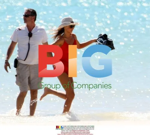 Orlando Bloom chills in Broome