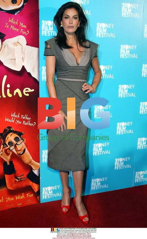 Terri Hatcher and daughter at Carolina premiere