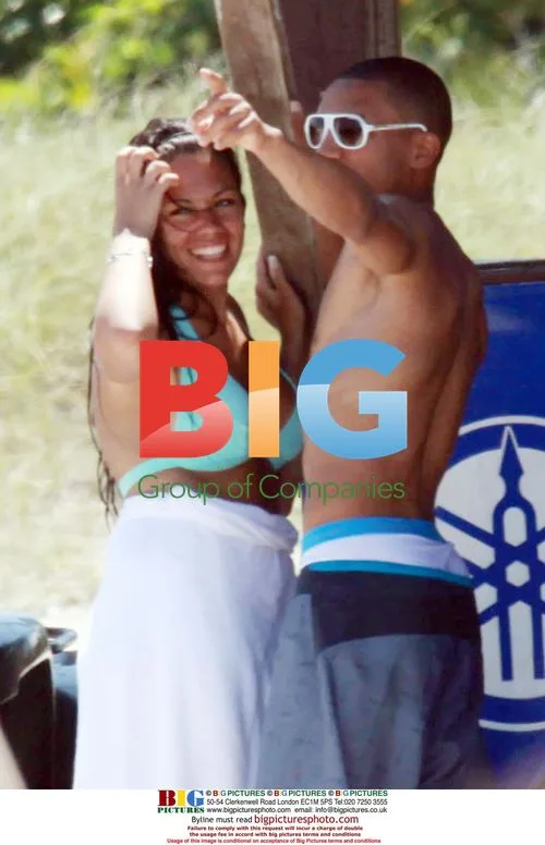 Tottenham's Aaron Lennon enjoys Miami break with girlfriend