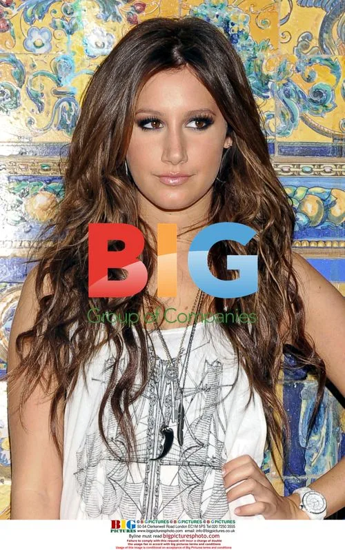Ashley Tisdale promotes new record in Madrid