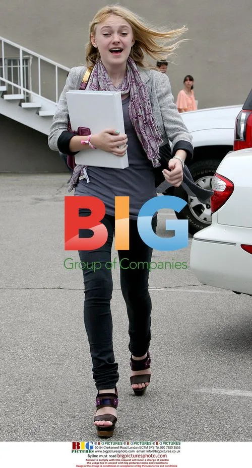 Dakota Fanning leaving studio in LA