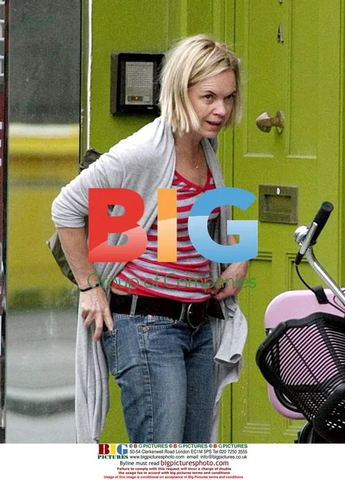 Mariella Frostrup and Damian Albarn Bike Ride