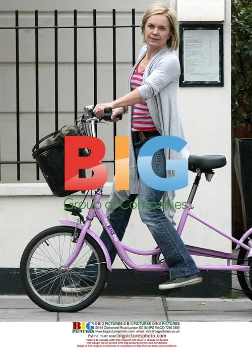 Mariella Frostrup and Damian Albarn Bike Ride