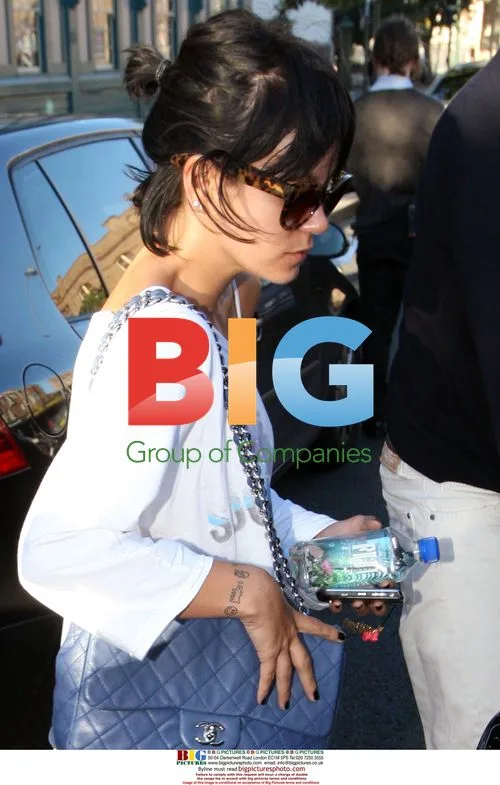 Lily Allen spotted in Sydney