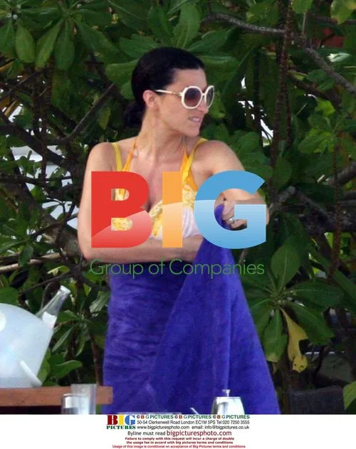 Laura Pausini on holiday in Maldives