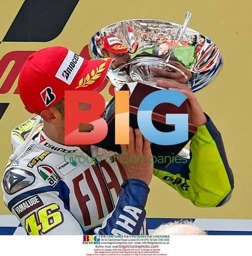 Valentino Rossi wins Catalonia GP