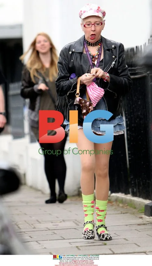 Sue Pollard Takes Brisk London Walk