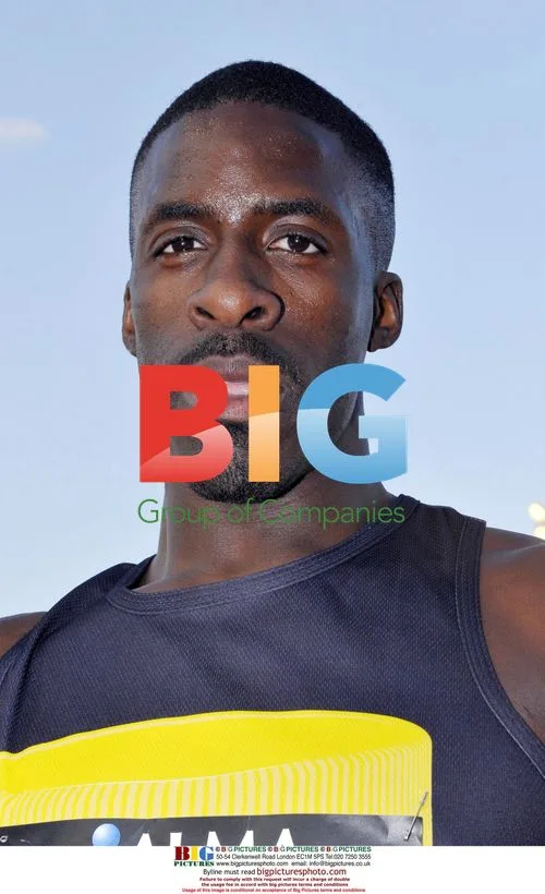Dwain Chambers wins 100m in Montreuil, Paris