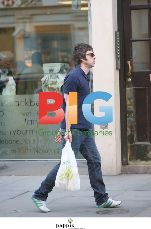 Noel Gallagher spotted shopping in London