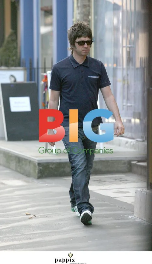 Noel Gallagher Shops in Marylebone, London