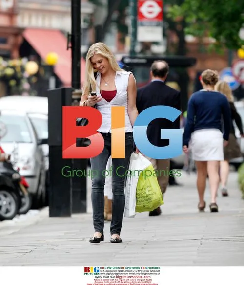 Chelsy Davy Shopping on Kings Road