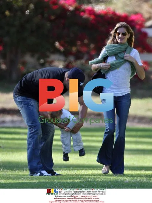 Tom Brady and Gisele Bundchen enjoy family time