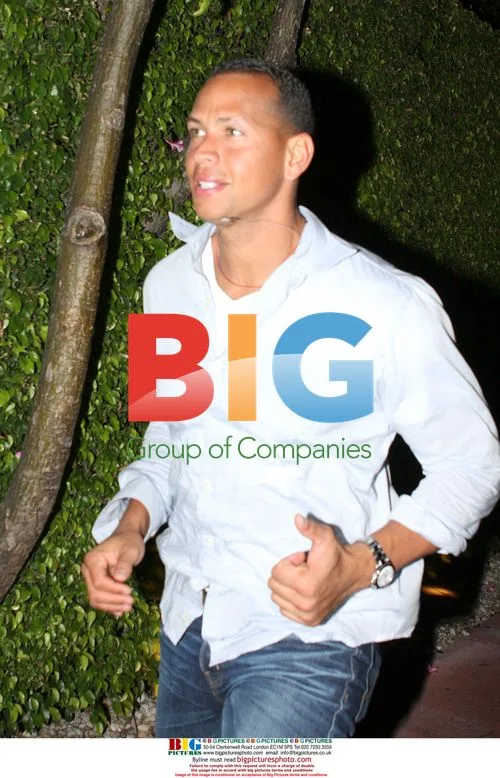 Alex Rodriguez and Kate Hudson Dine Separately