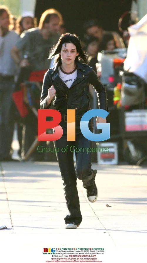 Kristen Stewart films The Runaways