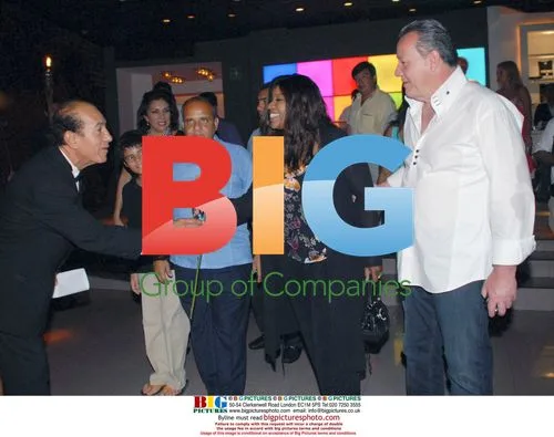 Gloria Gaynor at awards ceremony in Acapulco