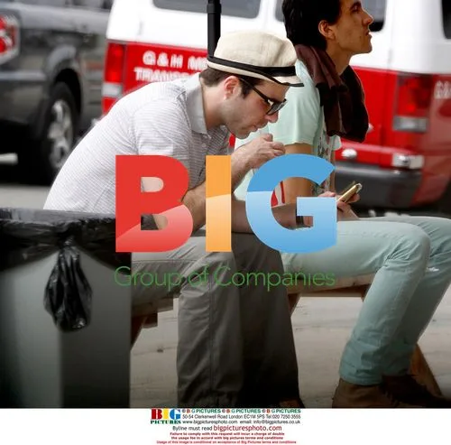 Zachary Quinto at Hugo's Tacos