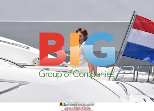 Edwin van der Sar on family holiday in France