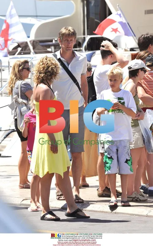 Edwin van der Sar strolls with family in Saint Tropez