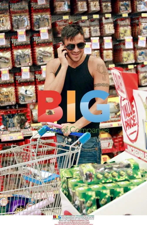 Peter Andre shops at Toys R Us in Hove