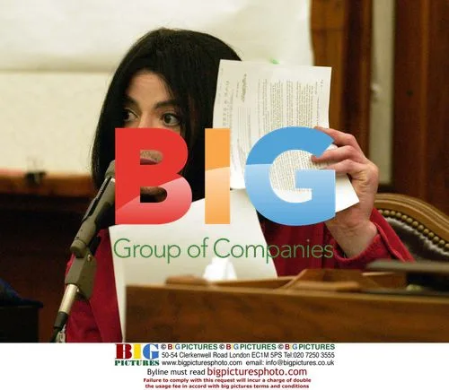 Michael Jackson testifies in court