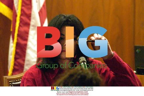 Michael Jackson Testifies in Breach-of-Contract Suit