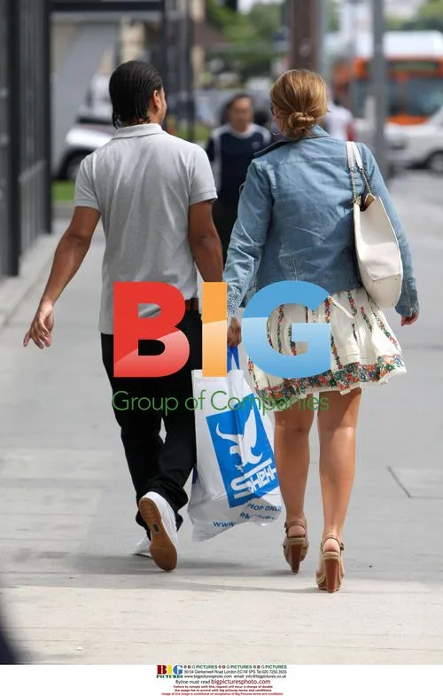 Kimberly Walsh and Justin Scott Shopping in LA