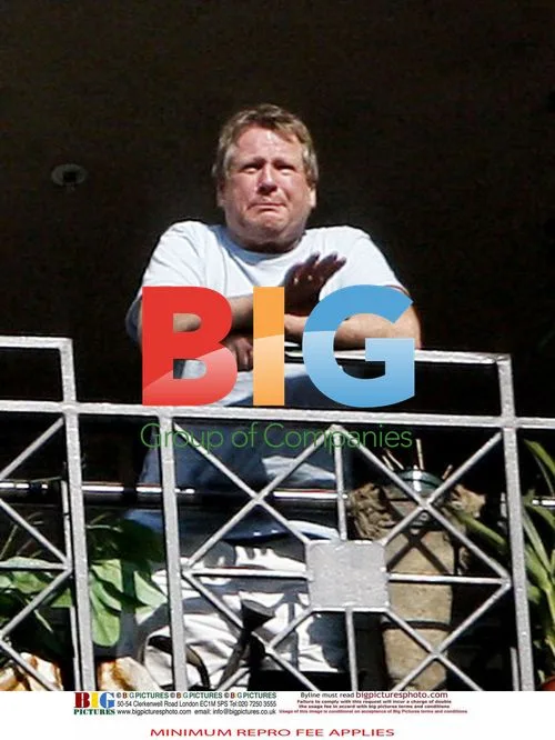 Ryan O'Neal takes break from caring for Farrah Fawcett