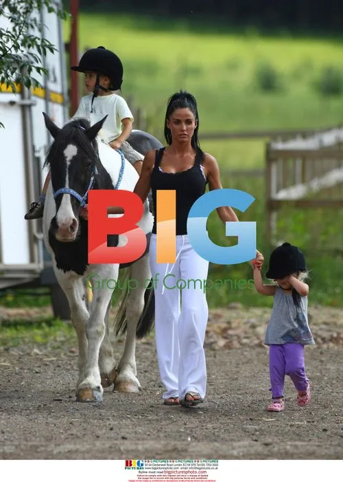 Katie Price and kids go horseback riding