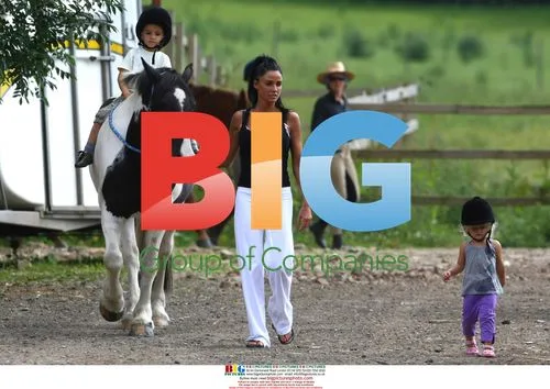 Katie Price and kids go horse riding
