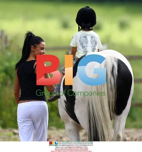 Katie Price takes kids horse riding