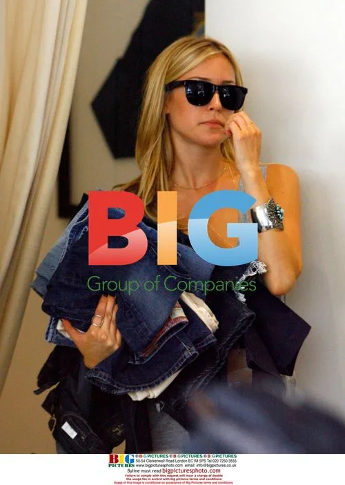 Kristen Cavallari shops at Paige clothing store