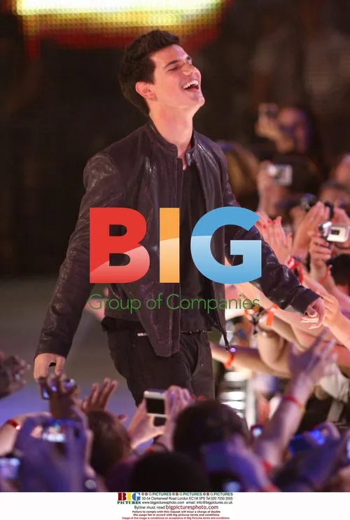 Taylor Lautner at 2009 Much Music Video Awards