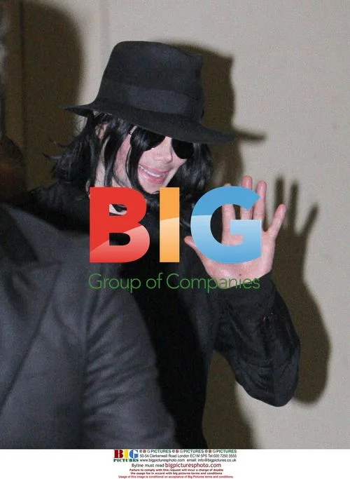 Michael Jackson and Christian Audigier Shop on Rodeo Drive