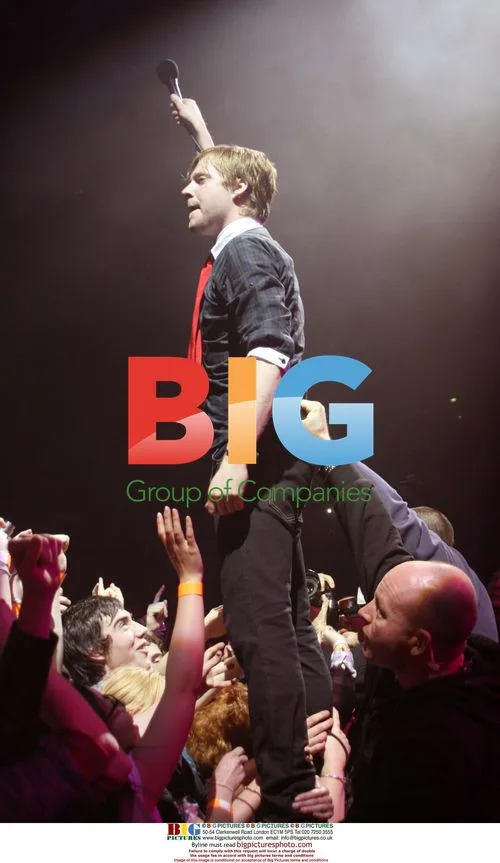 Kaiser Chiefs Live at Manchester Arena