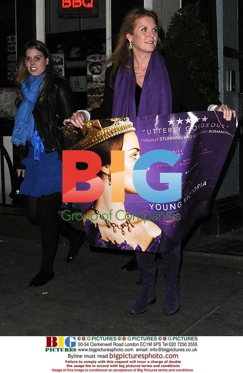 Sarah Ferguson, Beatrice and Eugenie leave the Groucho