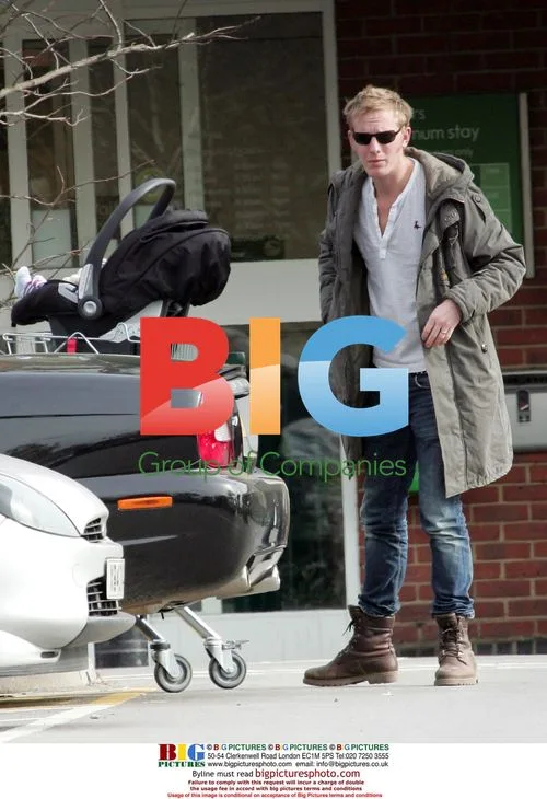 Laurence Fox shops with son Winston