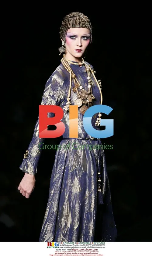 Christian Dior 2009/10 Fashion Show