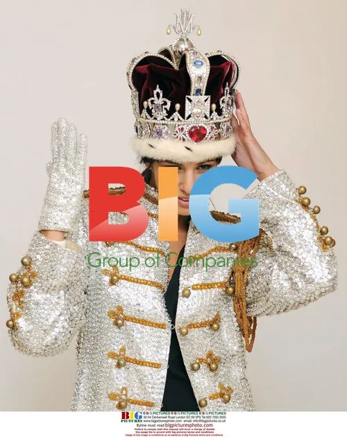Martha Christie Wears Michael Jackson's Items