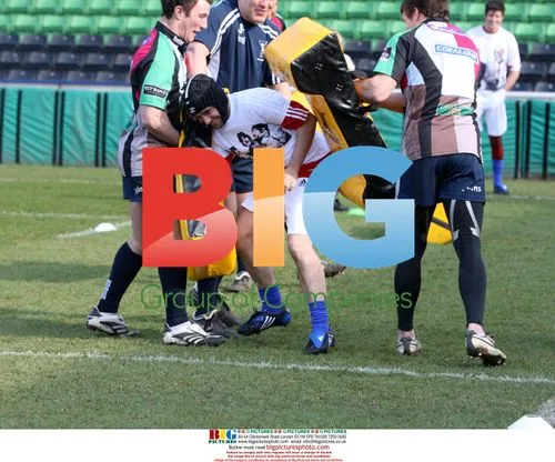 Vernon Kay Plays Rugby for Comic Relief
