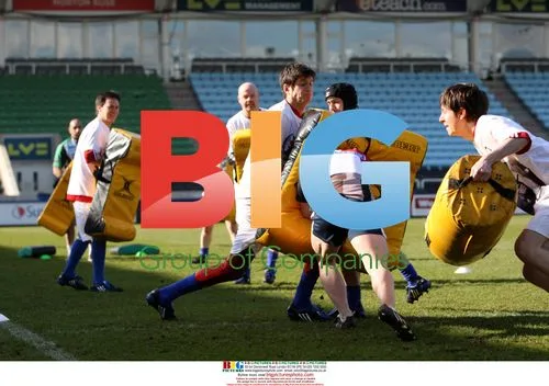 Vernon Kay plays rugby with Radio 1 team