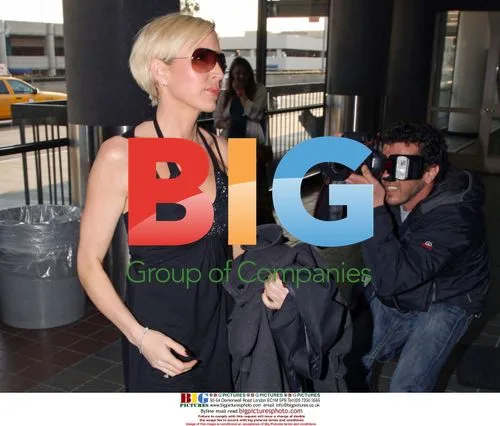 Heather Mills at LAX