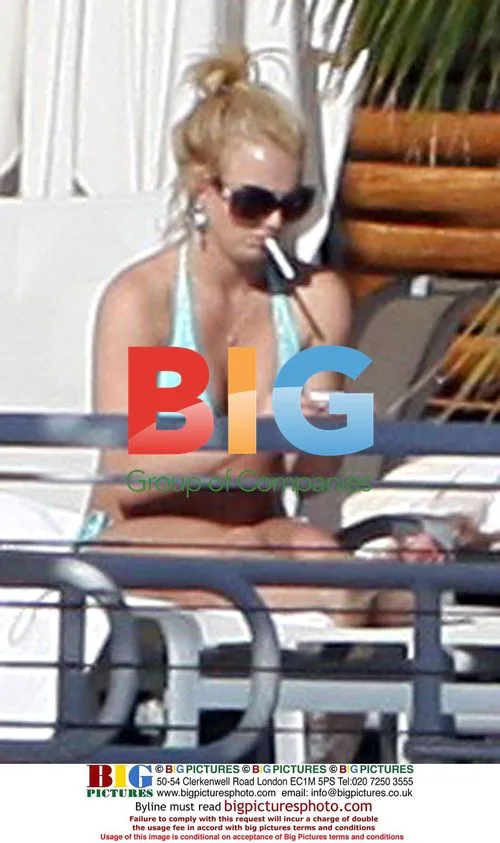Britney Spears on Hotel Roof